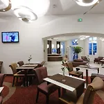 Hotel Francois Premier Centre 4*