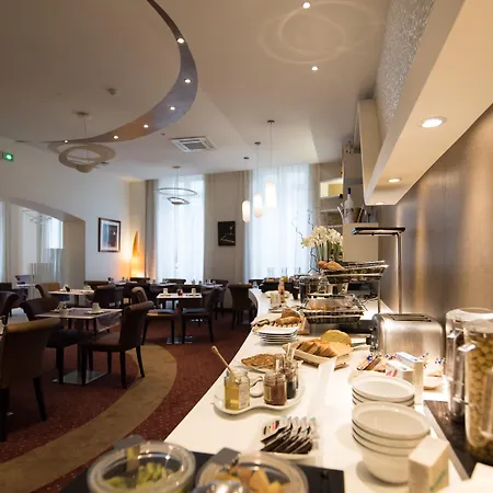 מלון Francois Premier Centre 4*