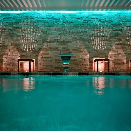 Francois Premier Centre Hotel