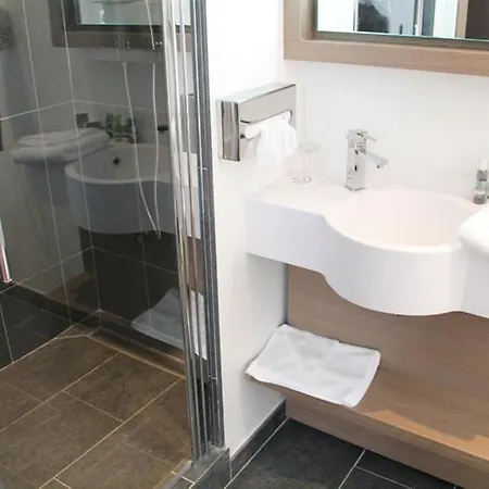 Francois Premier Centre 4* קונייאק