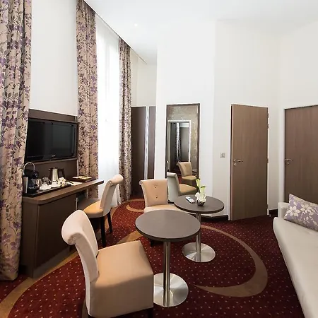 Francois Premier Centre 4* קונייאק