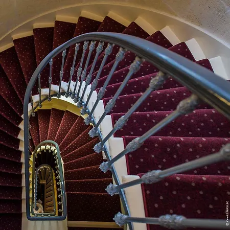 Francois Premier Centre Hotel 4*