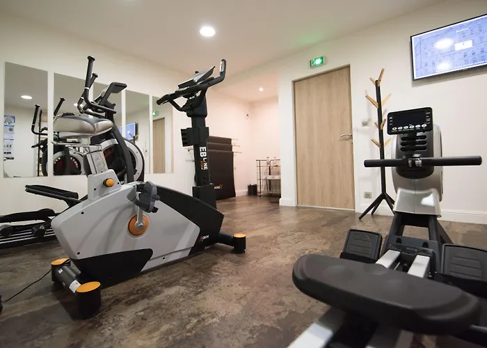 Francois Premier Centre Hotel 4*