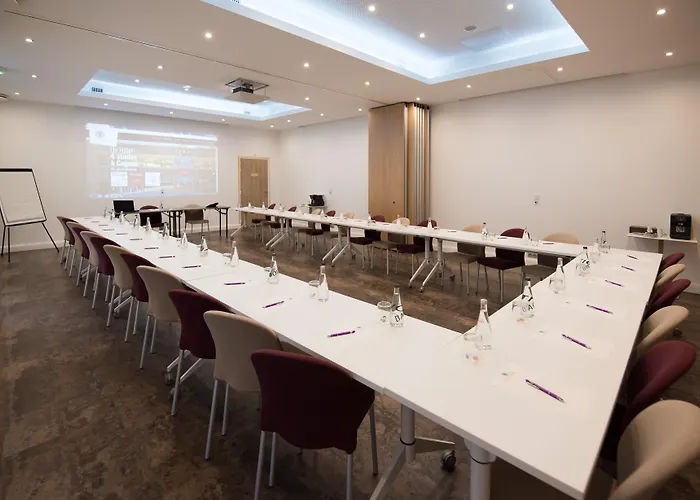 Francois Premier Centre Hotel