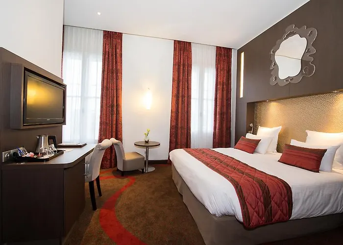 Francois Premier Centre Hotel 4*