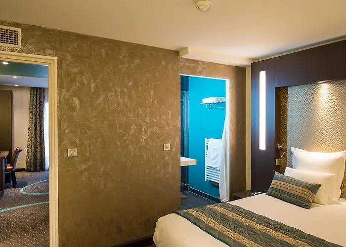 Francois Premier Centre Hotel